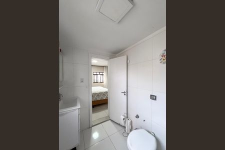 Apartamento para alugar com 90m², 3 quartos e 1 vaga Apartamento para alugar com 90m², 3 quartos e 1 vagaBanheiro da Suíte