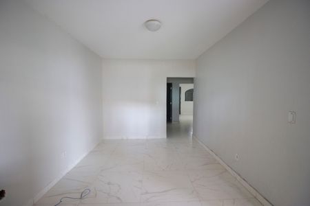 Casa para alugar com 4 quartos, 120m² em Conjunto D, Brasília