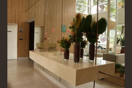 Apartamento para alugar com 124m², 3 quartos e 2 vagasHall social