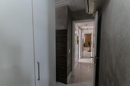 Apartamento para alugar com 226m², 3 quartos e 3 vagas Apartamento para alugar com 226m², 3 quartos e 3 vagasCloset do quarto 2