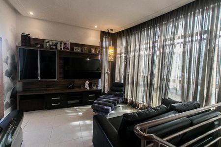 Apartamento para alugar com 226m², 3 quartos e 3 vagas Apartamento para alugar com 226m², 3 quartos e 3 vagasSala de Cinema
