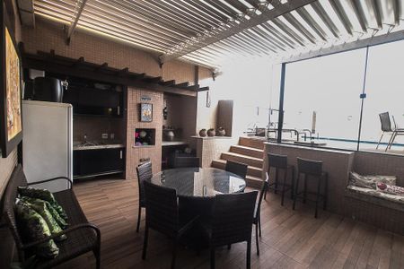 Apartamento para alugar com 226m², 3 quartos e 3 vagas Apartamento para alugar com 226m², 3 quartos e 3 vagasCobertura + area gourmet