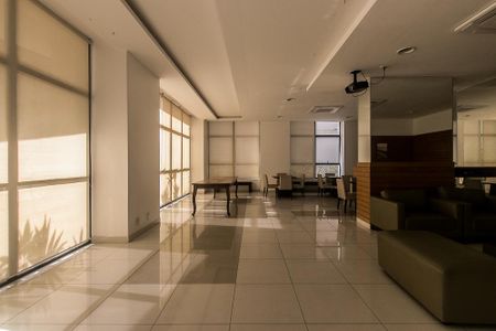 Apartamento para alugar com 226m², 3 quartos e 3 vagas Apartamento para alugar com 226m², 3 quartos e 3 vagasÁrea comum - Salão de festas 1
