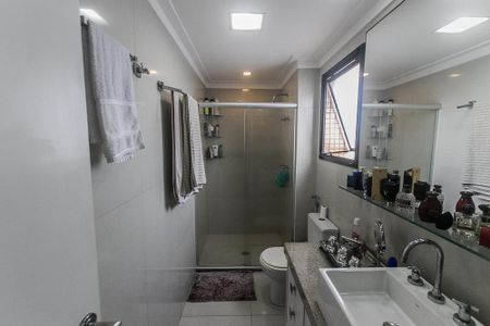 Apartamento para alugar com 226m², 3 quartos e 3 vagas Apartamento para alugar com 226m², 3 quartos e 3 vagasBanheiro do Quarto 2
