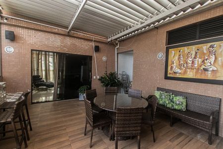 Apartamento para alugar com 226m², 3 quartos e 3 vagas Apartamento para alugar com 226m², 3 quartos e 3 vagasCobertura + area gourmet