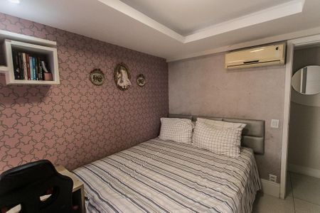 Apartamento para alugar com 226m², 3 quartos e 3 vagas Apartamento para alugar com 226m², 3 quartos e 3 vagasQuarto 3