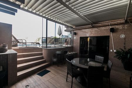 Apartamento para alugar com 226m², 3 quartos e 3 vagas Apartamento para alugar com 226m², 3 quartos e 3 vagasCobertura + area gourmet