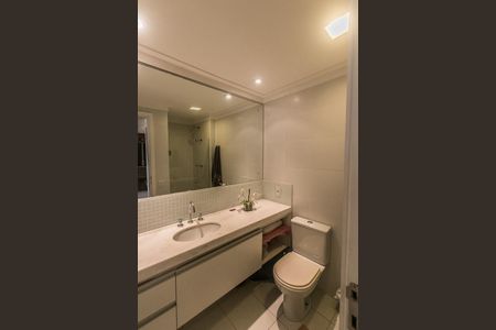 Apartamento para alugar com 226m², 3 quartos e 3 vagas Apartamento para alugar com 226m², 3 quartos e 3 vagasBanheiro