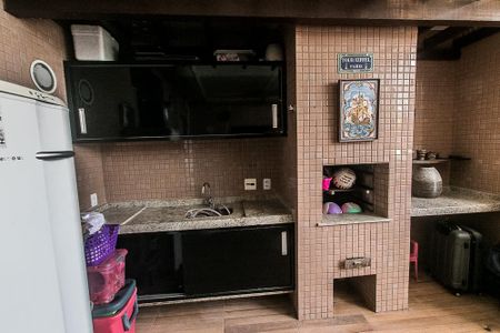 Apartamento para alugar com 226m², 3 quartos e 3 vagas Apartamento para alugar com 226m², 3 quartos e 3 vagasCobertura + area gourmet