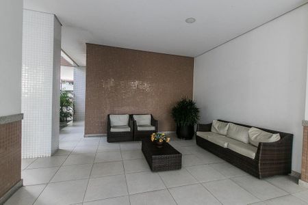 Apartamento para alugar com 226m², 3 quartos e 3 vagas Apartamento para alugar com 226m², 3 quartos e 3 vagasHall de entrada
