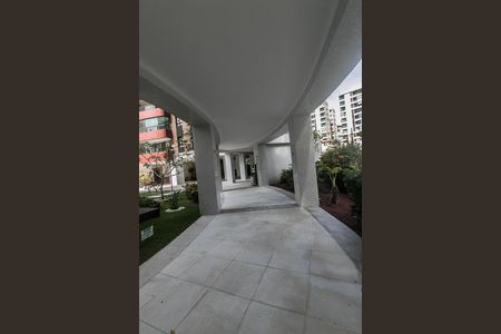 Apartamento para alugar com 226m², 3 quartos e 3 vagas Apartamento para alugar com 226m², 3 quartos e 3 vagasÁrea comum