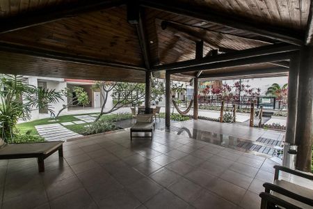 Apartamento para alugar com 226m², 3 quartos e 3 vagas Apartamento para alugar com 226m², 3 quartos e 3 vagasÁrea comum