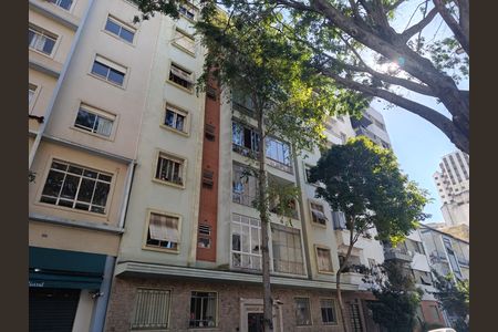 Apartamento para alugar com 72m², 2 quartos e sem vaga Apartamento para alugar com 72m², 2 quartos e sem vagaFachada