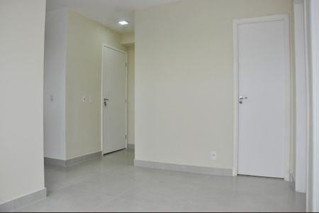 Detalhe - Sala de apartamento para alugar com 2 quartos, 38m² em Jardim Bandeirantes, São Paulo