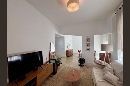 Apartamento à venda com 97m², 2 quartos e 1 vagaSala