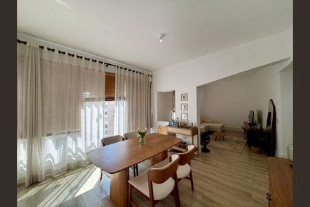 Apartamento à venda com 97m², 2 quartos e 1 vagaSala