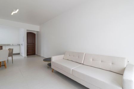 Apartamento à venda com 70m², 2 quartos e 1 vagaSala