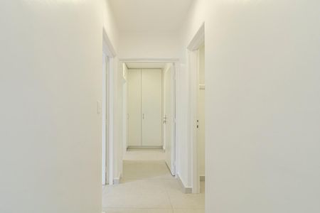 Apartamento à venda com 70m², 2 quartos e 1 vagaCorredor