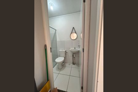 Banheiro de apartamento para alugar com 1 quarto, 48m² em Lageado, Cotia