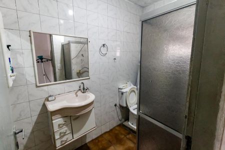 Casa para alugar com 80m², 3 quartos e 2 vagasBanheiro