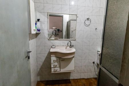 Casa para alugar com 80m², 3 quartos e 2 vagasBanheiro
