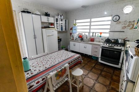 Casa para alugar com 80m², 3 quartos e 2 vagasCozinha - Armários