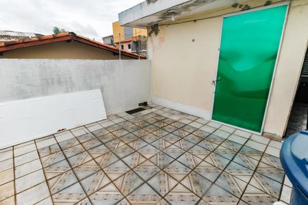 Casa para alugar com 80m², 3 quartos e 2 vagasVaranda