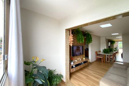 Varanda da Sala de apartamento para alugar com 2 quartos, 75m² em Vera Cruz, Belo Horizonte