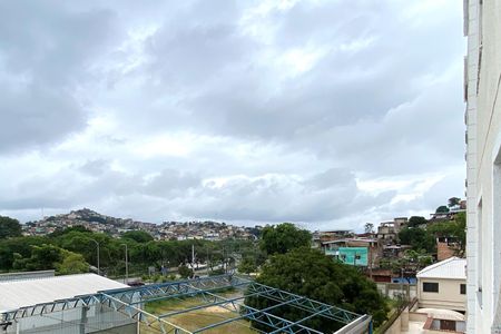 Vista da Sala de apartamento para alugar com 2 quartos, 75m² em Vera Cruz, Belo Horizonte
