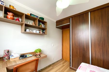 Apartamento para alugar com 75m², 2 quartos e 1 vagaQuarto 2