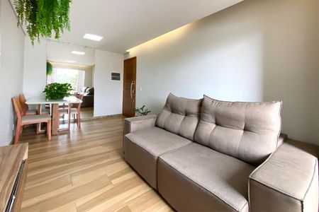 Sala de apartamento para alugar com 2 quartos, 75m² em Vera Cruz, Belo Horizonte