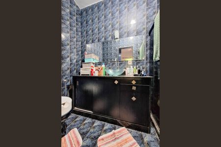 Casa para alugar com 290m², 4 quartos e 1 vagaBanheiro da Suíte 1