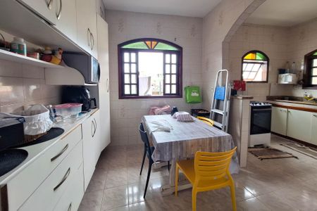 Casa para alugar com 290m², 4 quartos e 1 vagaCozinha