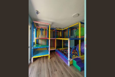 Apartamento à venda com 71m², 3 quartos e 1 vagaÁrea comum