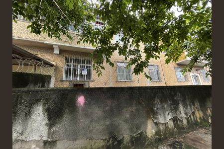 Apartamento à venda com 64m², 1 quarto e sem vagaFachada