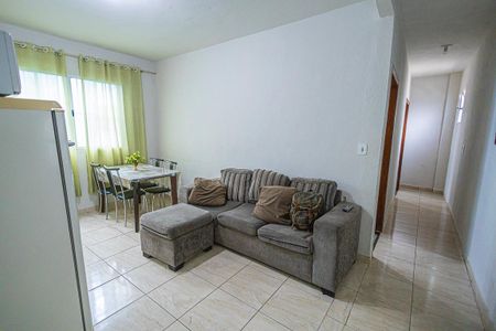 sala de casa para alugar com 2 quartos, 80m² em Glória, Belo Horizonte