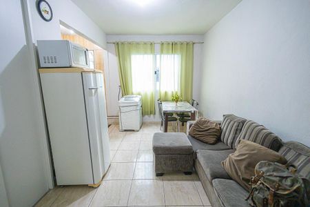 sala de casa para alugar com 2 quartos, 80m² em Glória, Belo Horizonte