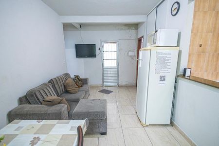 sala de casa para alugar com 2 quartos, 80m² em Glória, Belo Horizonte