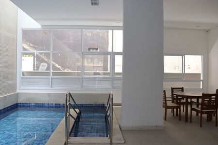 Apartamento à venda com 35m², 1 quarto e 1 vagaPiscina