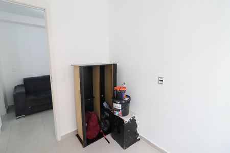 Quarto 2 de apartamento para alugar com 2 quartos, 38m² em Metalúrgicos, Osasco