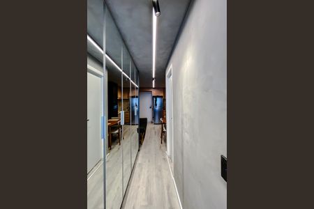 Studio à venda com 27m², 1 quarto e 1 vaga Studio à venda com 27m², 1 quarto e 1 vagaCorredor