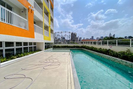 Studio à venda com 27m², 1 quarto e 1 vaga Studio à venda com 27m², 1 quarto e 1 vagaÁrea comum - Piscina