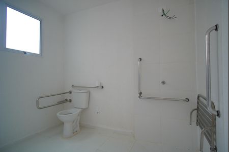 Banheiro Corredor de apartamento para alugar com 1 quarto, 46m² em Santa Rosa de Lima, Porto Alegre