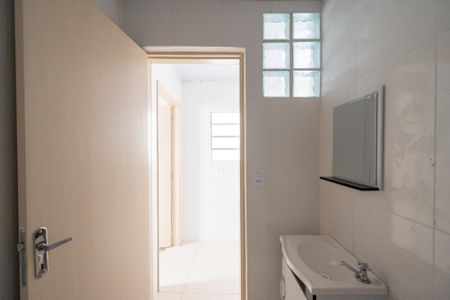 Casa à venda com 83m², 3 quartos e 1 vagaBanheiro da Casa 1