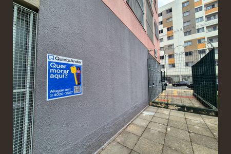 Apartamento para alugar com 72m², 2 quartos e sem vaga