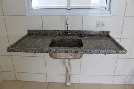 Apartamento para alugar com 72m², 2 quartos e sem vaga Apartamento para alugar com 72m², 2 quartos e sem vagaCozinha - Bancada