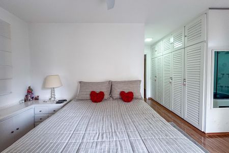 Apartamento para alugar com 140m², 3 quartos e 2 vagas