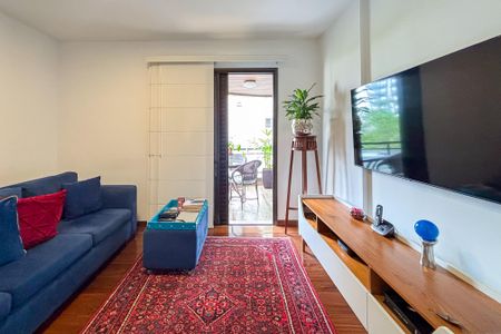 Apartamento para alugar com 140m², 3 quartos e 2 vagas