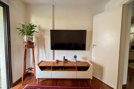 Apartamento para alugar com 3 quartos, 140m² em Jardim Paulista, São Paulo