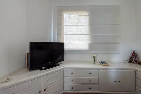 Apartamento para alugar com 140m², 3 quartos e 2 vagas